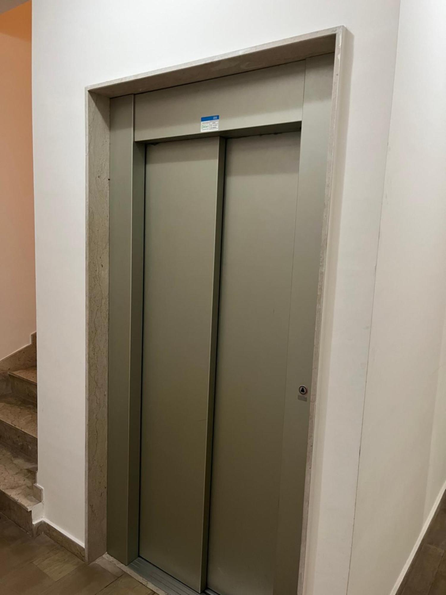 Casa Vacanza Donna Laura Barcellona-Pozzo di Gotto Bagian luar foto